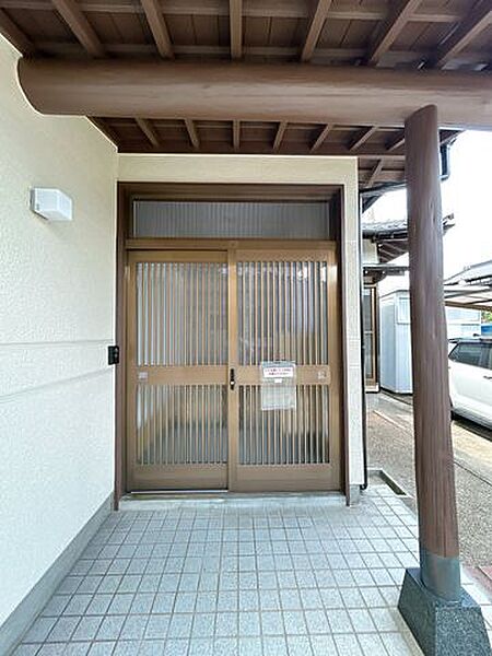 【リフォーム済】玄関ドアの鍵は新品に交換済みです。