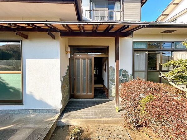 【リフォーム中】玄関は新品交換予定です。