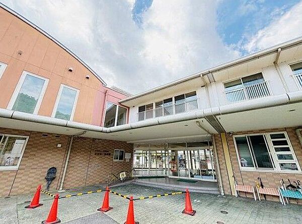 若葉第一幼稚園まで　1700m　徒歩約22分