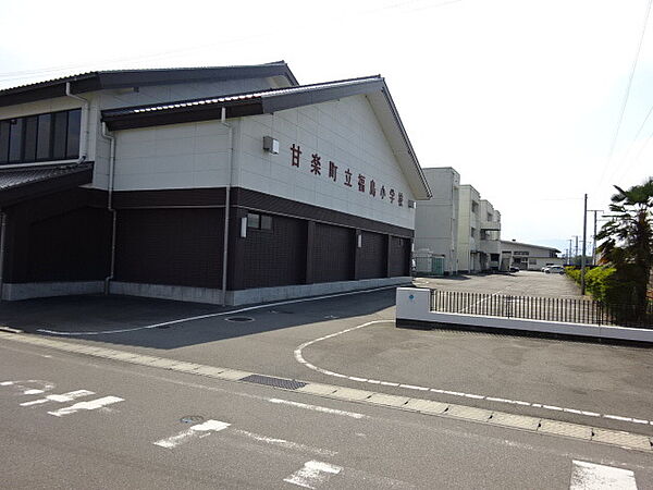福島小学校（670m）