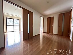 JR津山線 建部駅 徒歩29分の賃貸アパート 1階2LDKのリビング/ダイニング