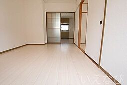 JR山陽本線 高島駅 徒歩19分の賃貸アパート 2階3Kのリビング/ダイニング