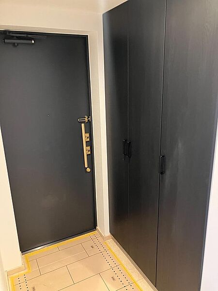 大きめの下足入がありますので、たくさん収納できます