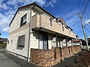 渋川駅よりバス25分 徒歩5分 築18年1ヶ月 2階建の賃貸物件