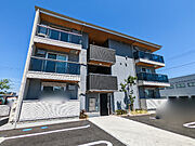 北高崎駅より徒歩14分 1階 築1年9ヶ月の賃貸物件