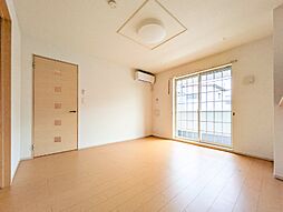 メゾン・デュ・ソレイユ III 1階1LDKのリビング/ダイニング