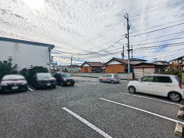 14 / 23