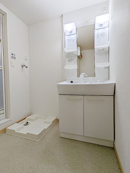 apartment 群馬県北群馬郡吉岡町大字下野田
下野田の賃貸情報を見る
物件地図