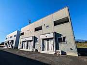 粕川駅より徒歩7分 築12年8ヶ月 2階建の賃貸物件