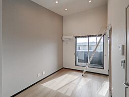 SOUTH-GARAGE 1階1LDKのリビング/ダイニング