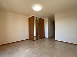 グラン・シャリオ南雲 1階1Kのリビング/ダイニング