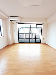 ノースチェスナット 2階2LDKのリビング/ダイニング