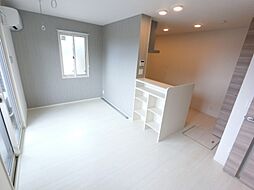 リノ B 1階1LDKのリビング/ダイニング