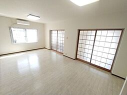 メゾンソレイユ 1階3LDKのリビング/ダイニング