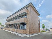 伊勢崎駅より徒歩23分 築18年10ヶ月 3階建の賃貸物件