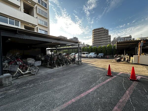 駐車場、駐輪場、バイク置き場