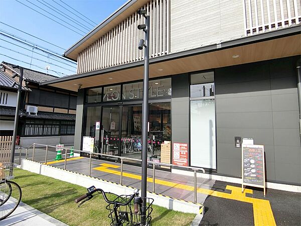 イオンスタイル西陣小町（520m）