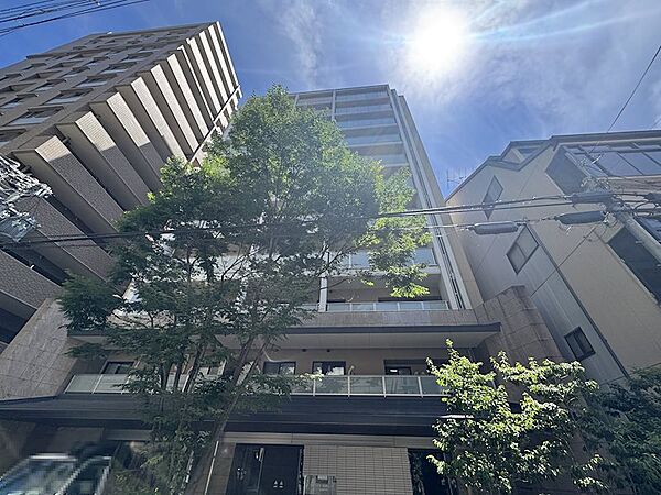 外観：326000198823