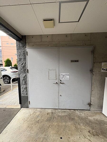 ゴミ置き場