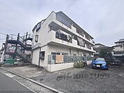 宝塚駅より徒歩9分 築40年2ヶ月 3階建の賃貸物件