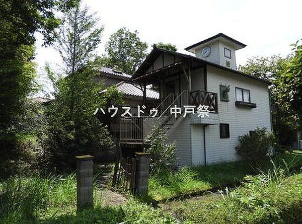離れ