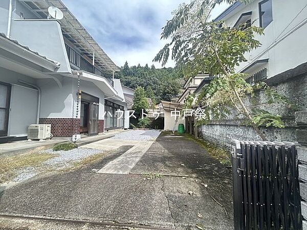 お庭遊びも楽しめます(^^♪