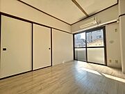 ※別部屋の写真です