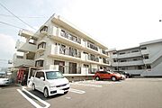 カルチェ田中 3階 築40年8ヶ月の賃貸物件