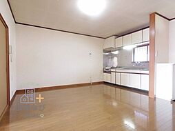 ハイムＥ 2階2LDKのリビング/ダイニング