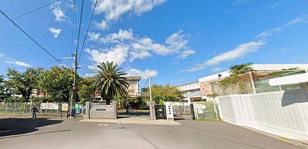 豊中市立第五中学校まで徒歩約１８分
