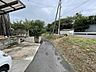 外観：普通車も十分通れる幅員です