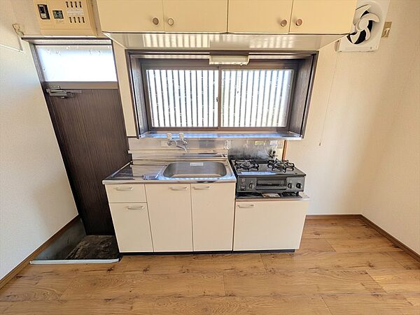 キッチンを拡大表示