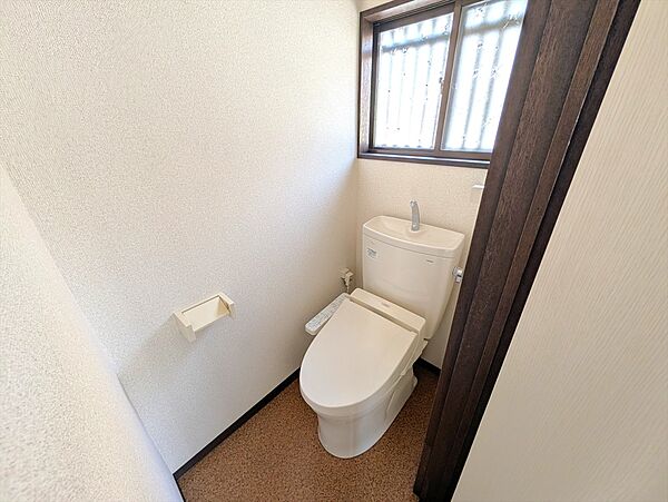 トイレを拡大表示