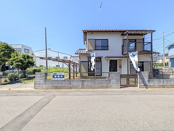 南向きで陽当たり良好！前面道路も6ｍと広いので陽当たりが守られます！(2026年6月撮影)