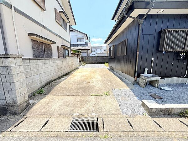 縦列2台駐車可能！(2026年7月撮影）※リフォーム後写真