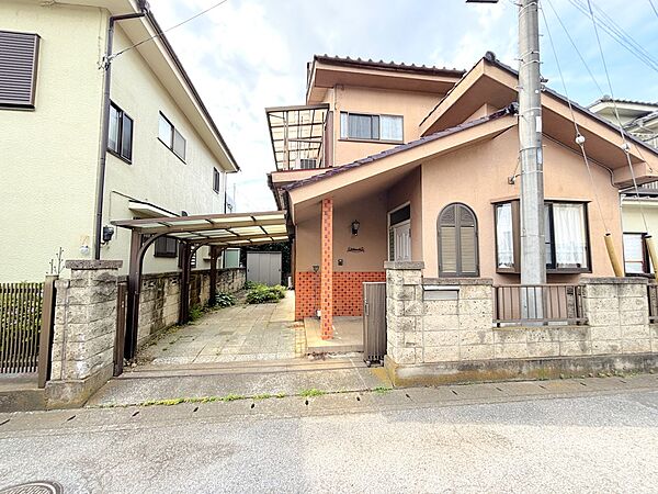 お庭には外水道もございます！外仕事や車の洗車の際などに嬉しい仕様です♪(2026年6月撮影)※リフォーム前写真