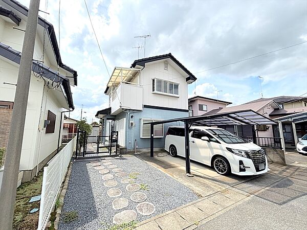 川島小学校まで徒歩8分の通学に安心な立地です！国道50号線へもアクセス良好でお出かけも楽ちんです！(2026年8月撮影)