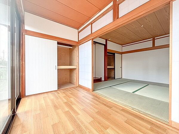 南向きの日当たりの良い縁側です（2026年9月撮影）※リフォーム後写真