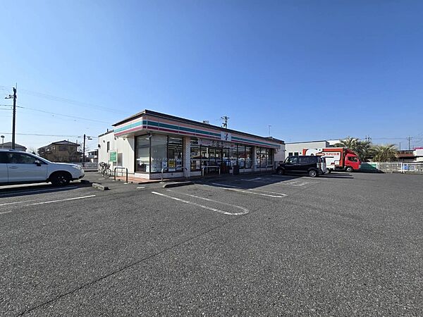 コンビニ 1100m セブンイレブンさくら草川店