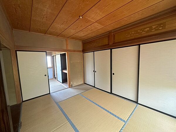 【和室】家族でのんびり過ごすときも来客の時も大活躍の和室♪