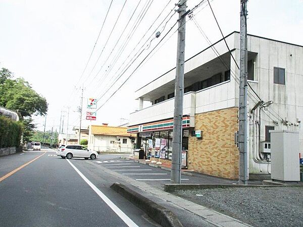 コンビニ 450m セブンイレブン桐生川内店