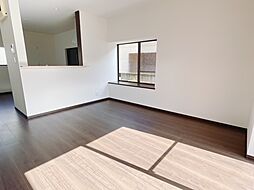 KEM渋川市行幸田町1期 4LDKのリビング/ダイニング