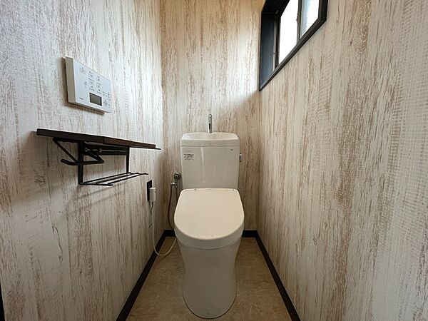 【トイレ】落ち着いた雰囲気のトイレです♪