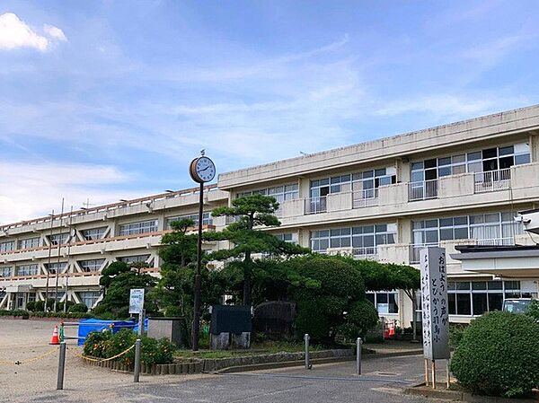小学校 1000m 小美玉市立羽鳥小学校