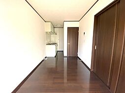 JR京葉線 蘇我駅 徒歩11分の賃貸マンション 1階1LDKのリビング/ダイニング