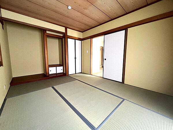 【1F和室】※リフォーム完了（2026年3月撮影）家族でのんびりと過ごせる和室♪