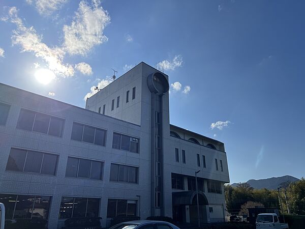 役所 1400m 岡垣町役場