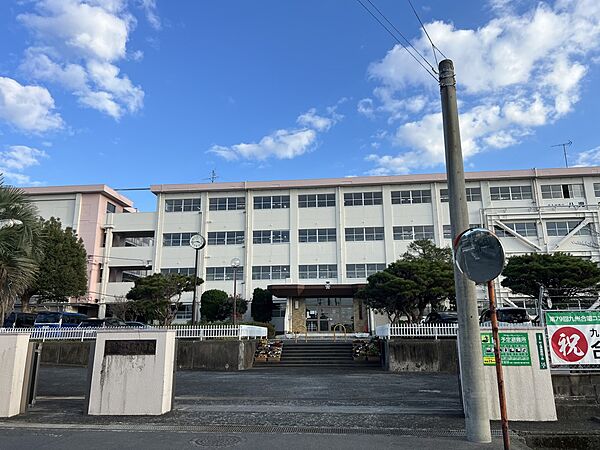 中学校 750m 八児中学校
