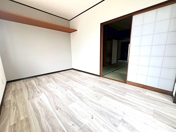【1F洋室】※リフォーム後の写真です。（2026年7月撮影）