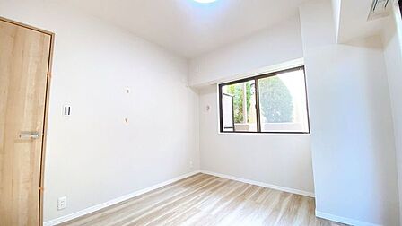 広い居室なので主寝室としてもピッタリです◎